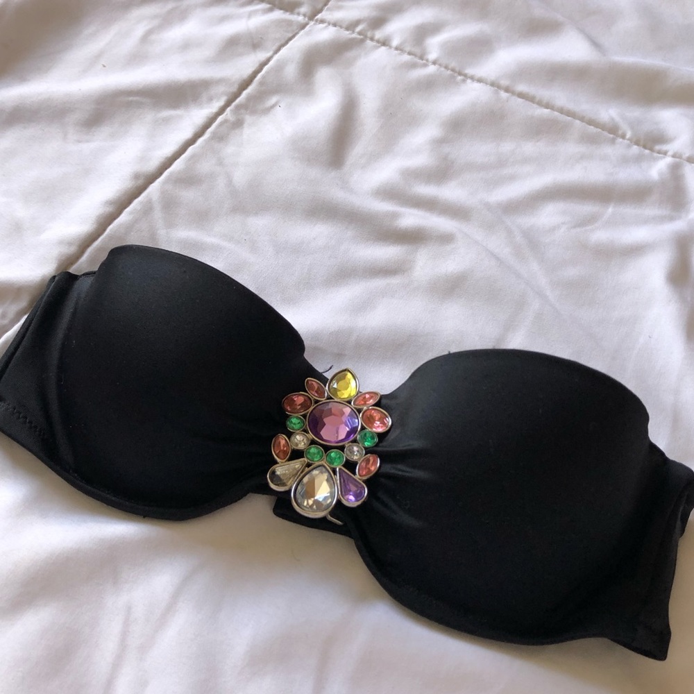 VICTORIA SECRET Strapless Bikini Top. Size 32A